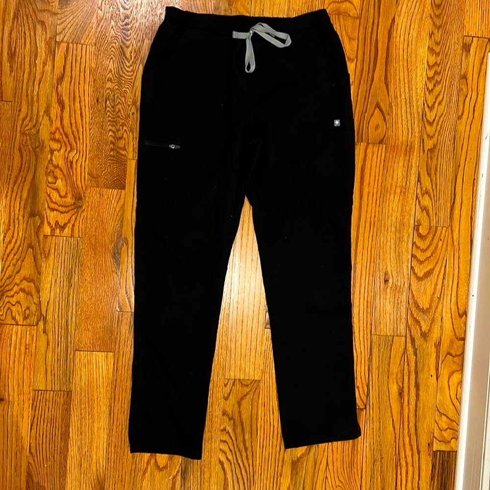 Figs black scrub pants, size medium, color: black